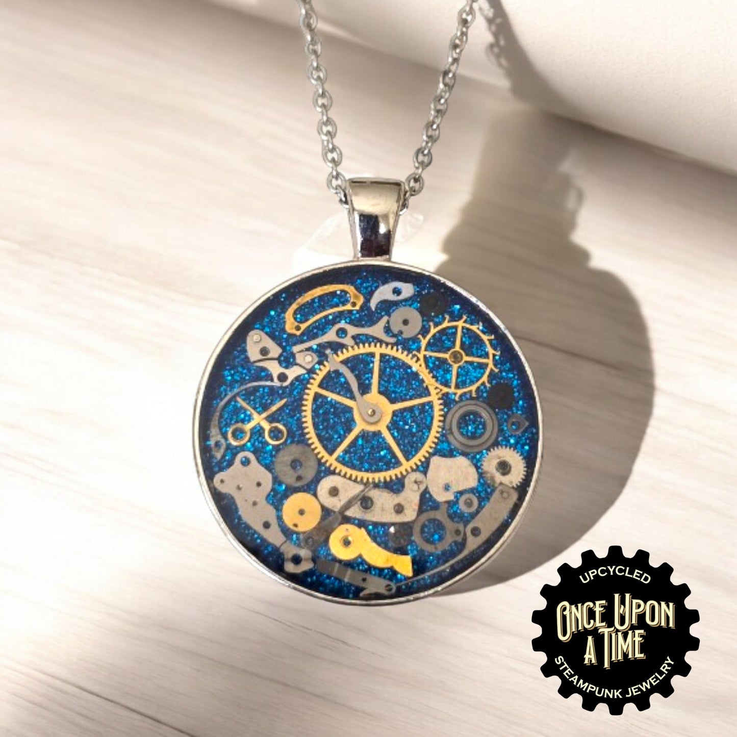 Cog Round Watch Part Pendant