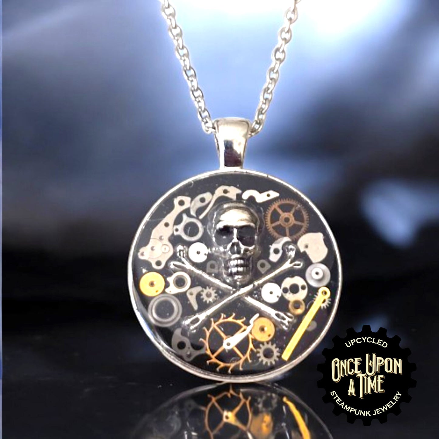 Skull & Crossbones Round Watch Part Pendant - Pirate