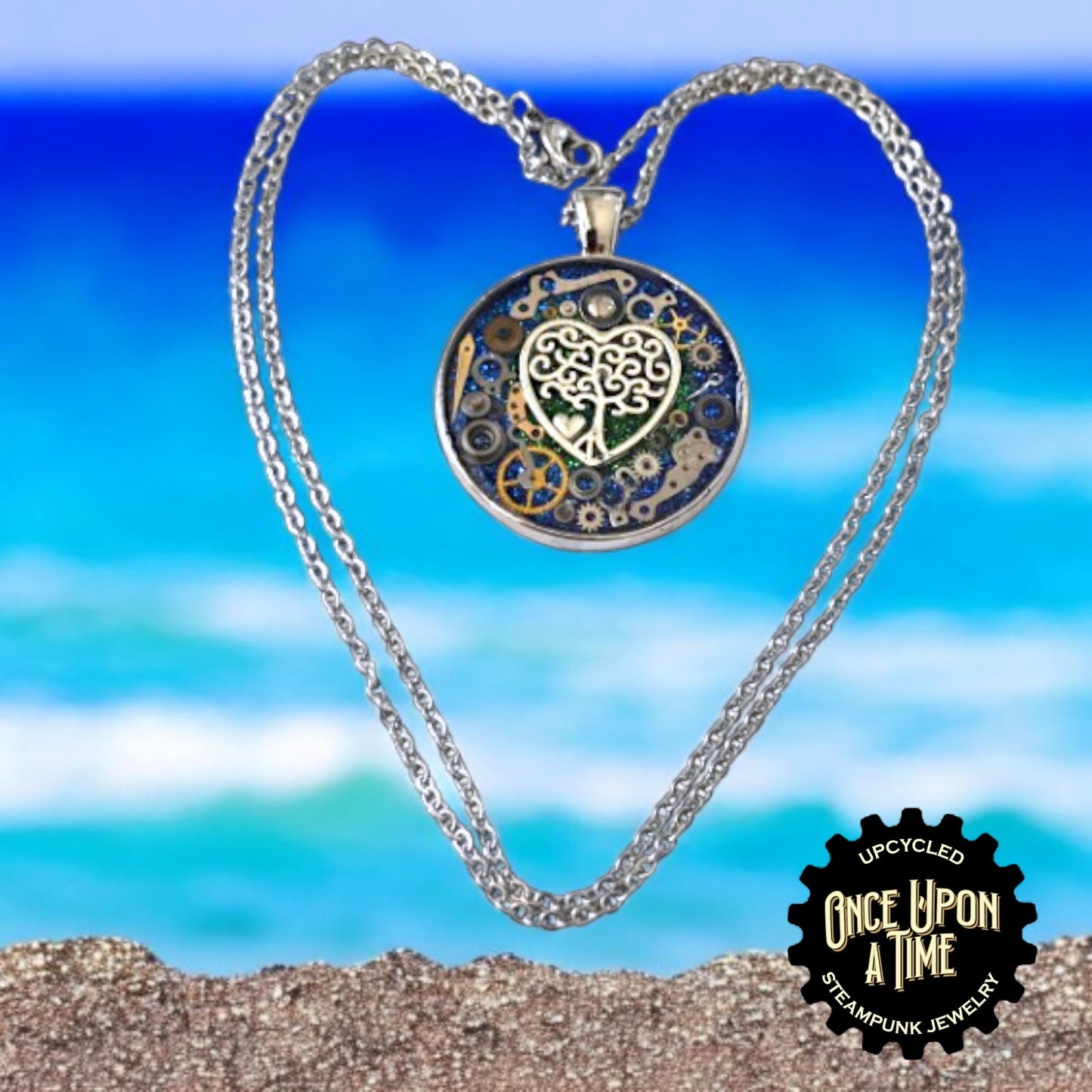 Heartwood Dreams Round Watch Part Pendant