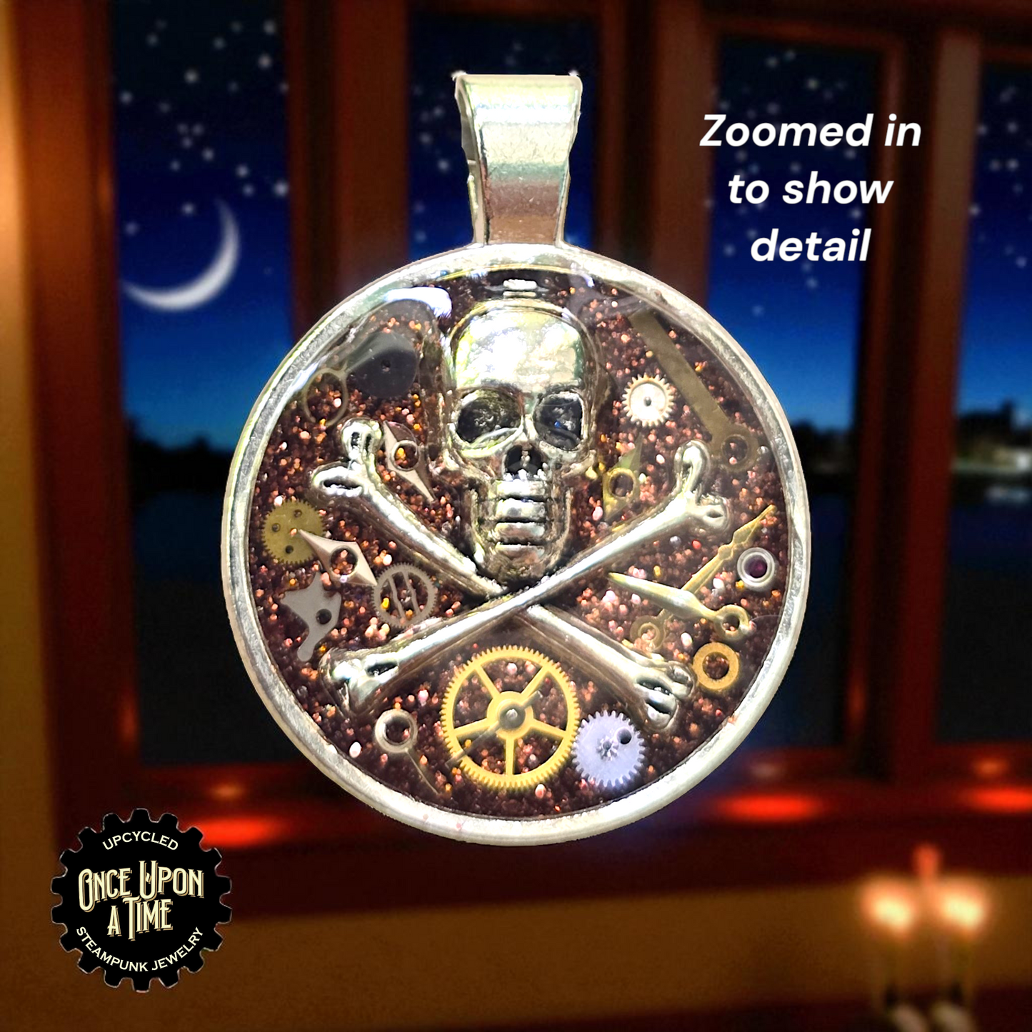 Skull & Crossbones S Round Watch Part Keychain - Pirate